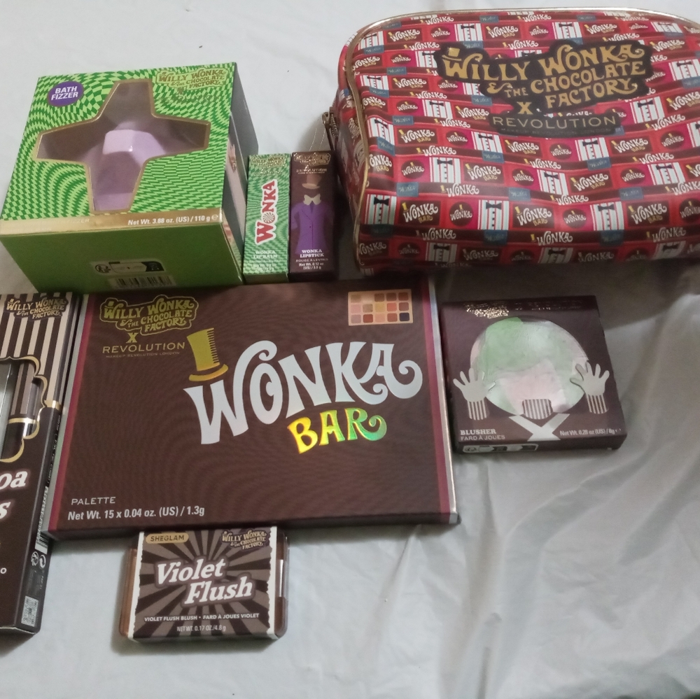 Willy Wonka & The Chocolate Factory Set New